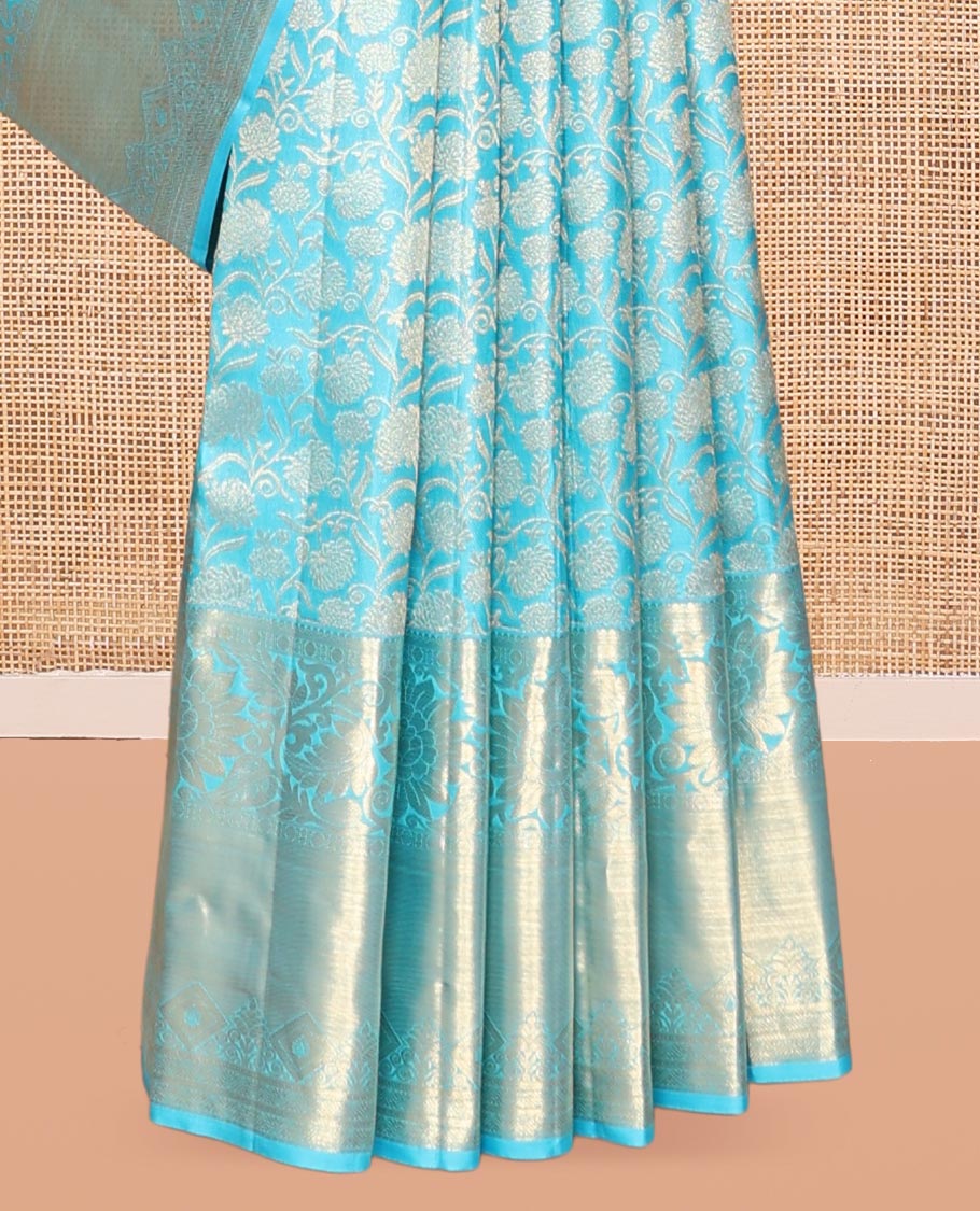 Blue Kanchipuram Wedding Silk Saree, Embellished with Jacquard Design, a Zari Border of Kodi Visiry Designs, Intricately Designed Pallu, and a Matching Blouse