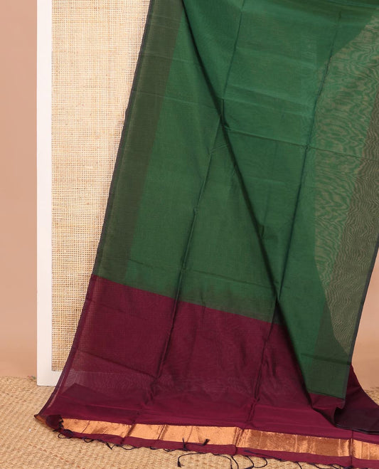 Green plain semi-silk cotton saree, plain border, and contrast plain pallu