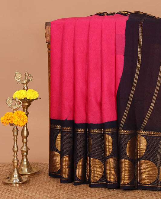 Rani pink full-plain sungudi cotton saree, contrast zari round motif big border, lining seer pallu & plain blue blouse
