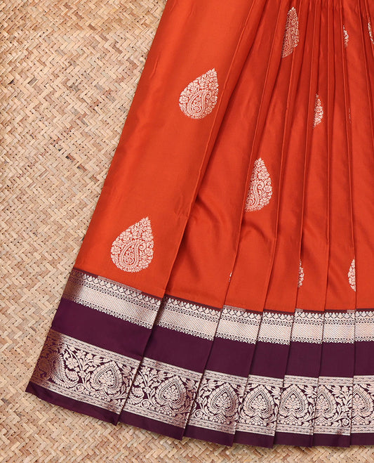 Orange Budget Silk Saree, Featuring Zari Buttas, Complemented by a Contrast Traditional Zari Rettai Pettu Border, Intricately Designed Pallu, and a Contrast Blouse