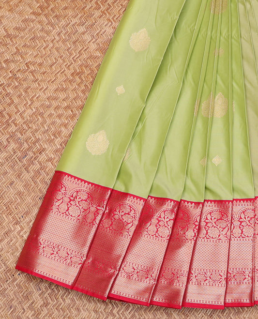 Green Budget Silk Saree, Ornamented with Zari Buttas, Complemented by a Contrast Traditional Border, Intricate Pallu, and a Contrast Blouse