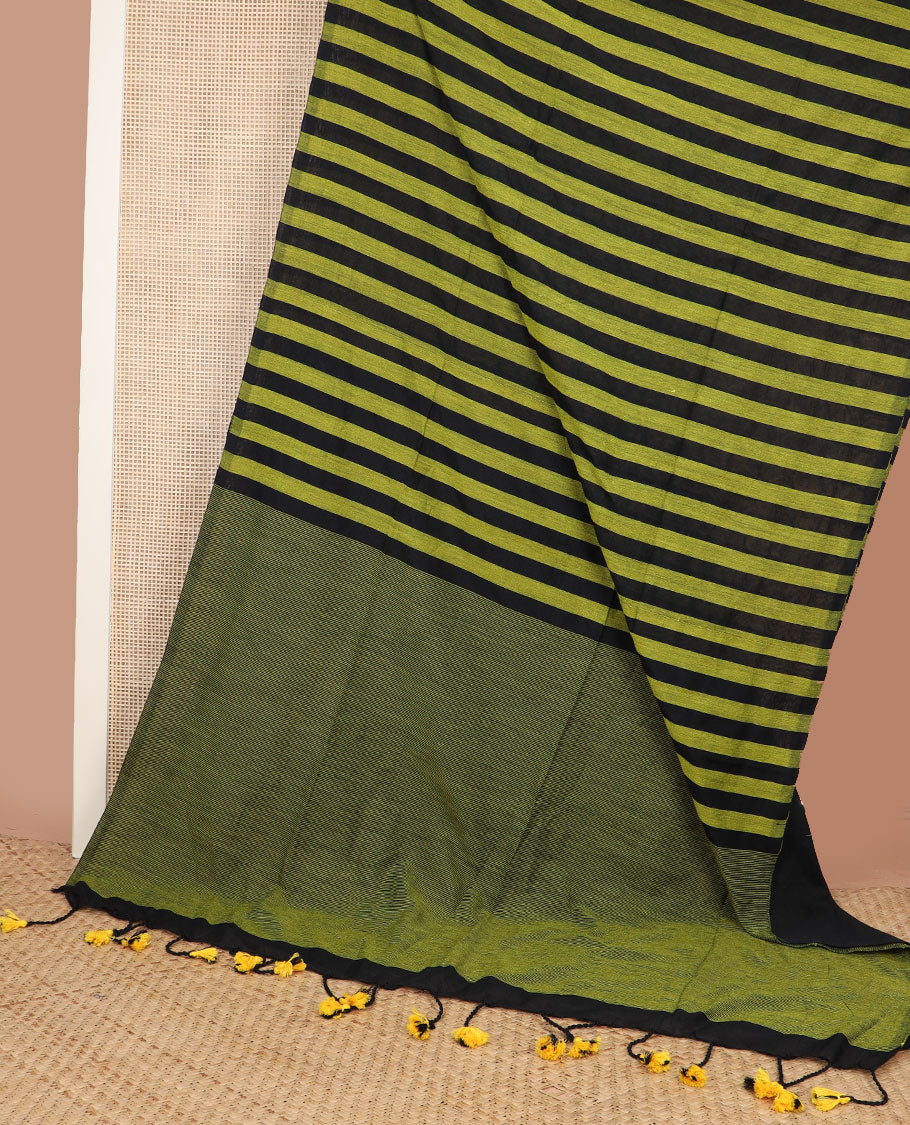 Borderless black & parrot green color striped Kadhi cotton saree, plain design pallu