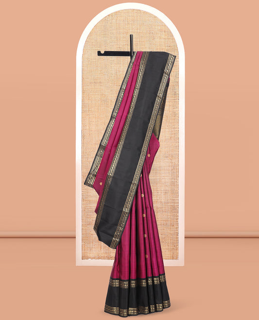 Wine Kanchipuram Silk Saree, Finely Crafted with Mayil-Chakram Buttas, Complemented by Contrast Rettai Pettu Border of Rekku, Rudraksham, and Mayil Designs, Jaal Pallu, and Contrast Blouse