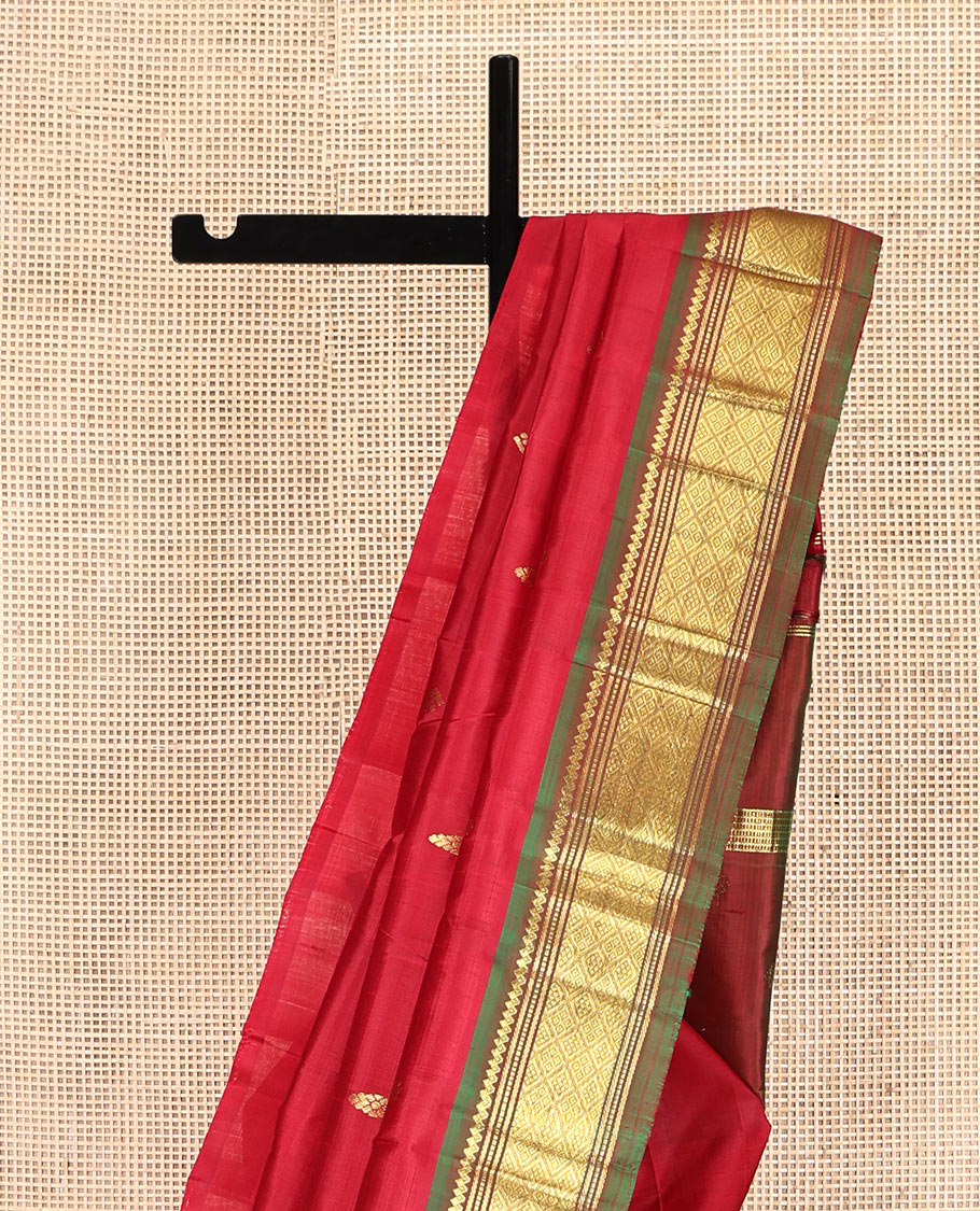 Red Kanchipuram Silk Saree, Woven with Zari Buttas, Complemented by Contrast One-Sided Border of Salngai, Banaras, Muthu, and Jaal Designs, Zari Design Pallu, and No Blouse
