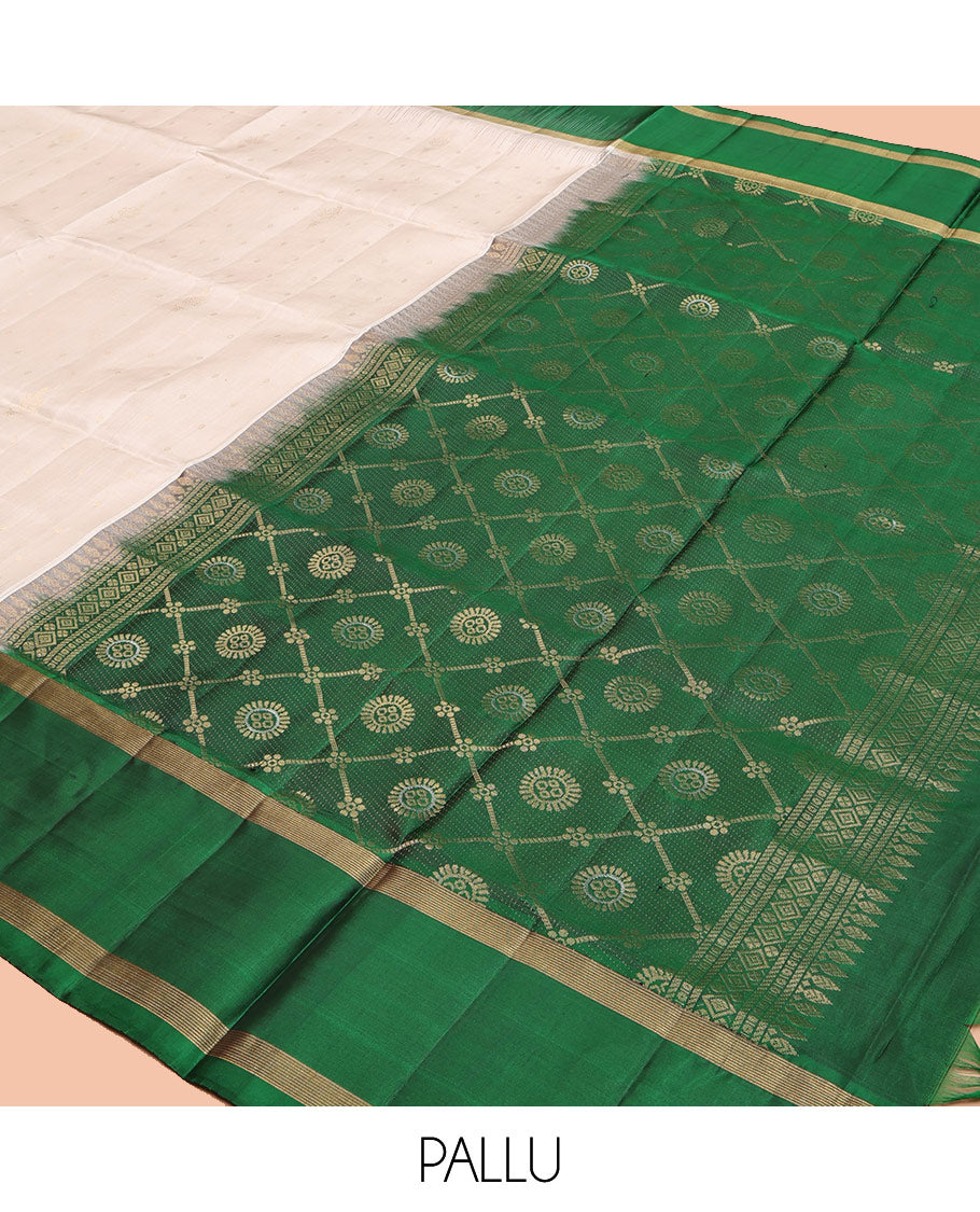 White Mayuri Soft Silk Saree, Woven with Zari Buttas, Complemented by a Contrast Zari Border, Grand Pallu, and a Contrast Blouse