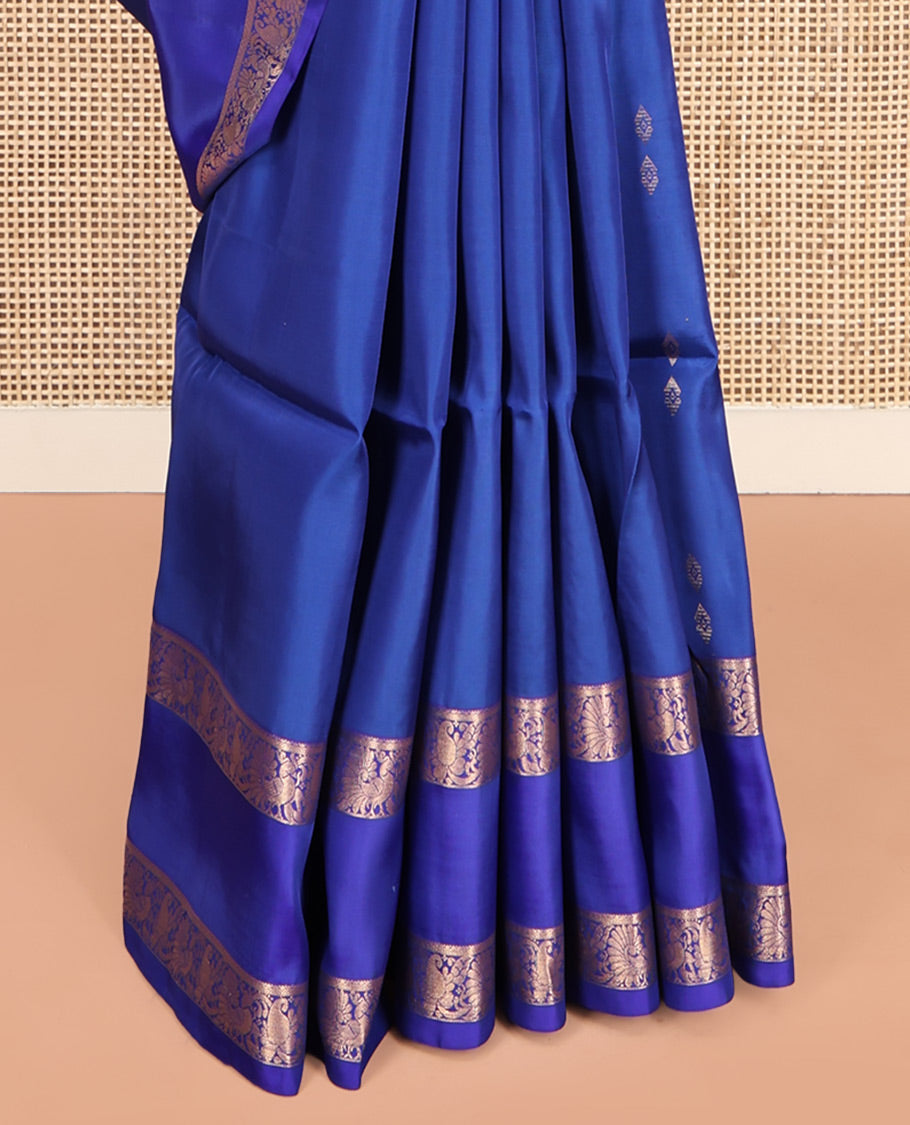 Blue Uppada Silk Saree, Elevated with Zari Buttas, a Floral Creeper Border, Grand Pallu, and a Matching Blouse