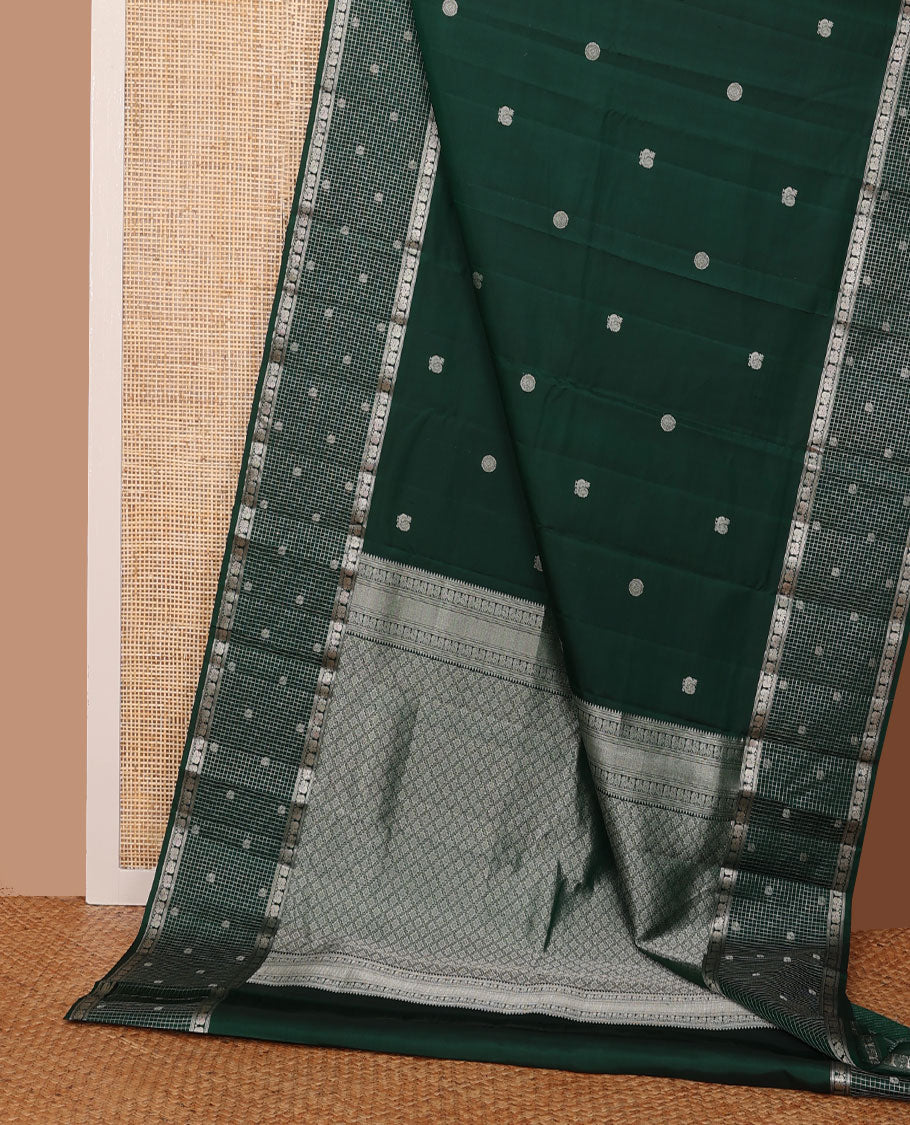 Green mayil chakram buttas silk saree, intricate pallu & zari border of muthu,banaras,mayil & zari checked border