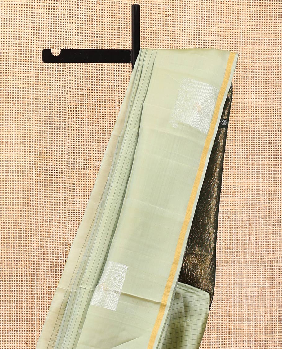 Green Mayuri Lite Silk Mix Saree, Sparsely Woven with Checks on Its Body, Highlighted by Self-Border, Complemented by a Contrast Pallu of Floral Designs, and Paired with a Contrast Blouse