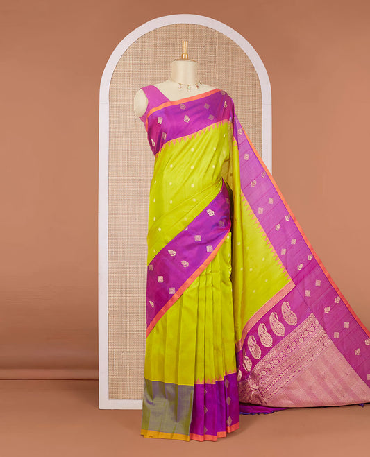 Green zari buttas gadwal silk saree, contrast vidarbha zari design border & pallu of floral creeper, paisley & geometric designs