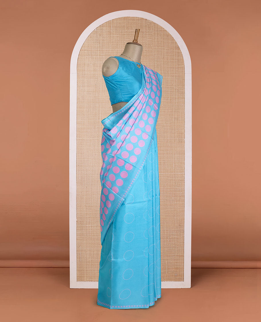Borderless blue big polka dotted printed silk saree, sparsely polka dots printed pallu