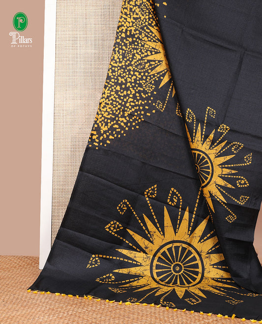 Black with Mustard floral print , sun tapestry design khadhi silk saree with self border & floral print , sun tapestry design pallu along with plain blouse
