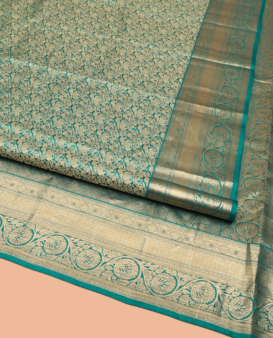 Rama Blue Kanchipuram Wedding Silk Saree, Steeped in Richness with Yaanai Jacquard on Its Body, Highlighted by a Zari Border of Rekku, Vanki, Diamond, and Kodi Visiry Designs, Grand Jaal Pallu, and Paired with a Matching Blouse