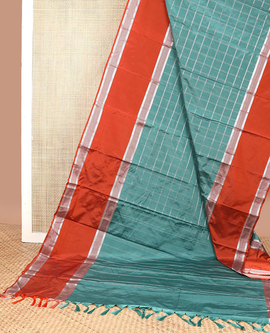 Blue checked gift saree with contrast rettai pettu zari design border & striped pallu