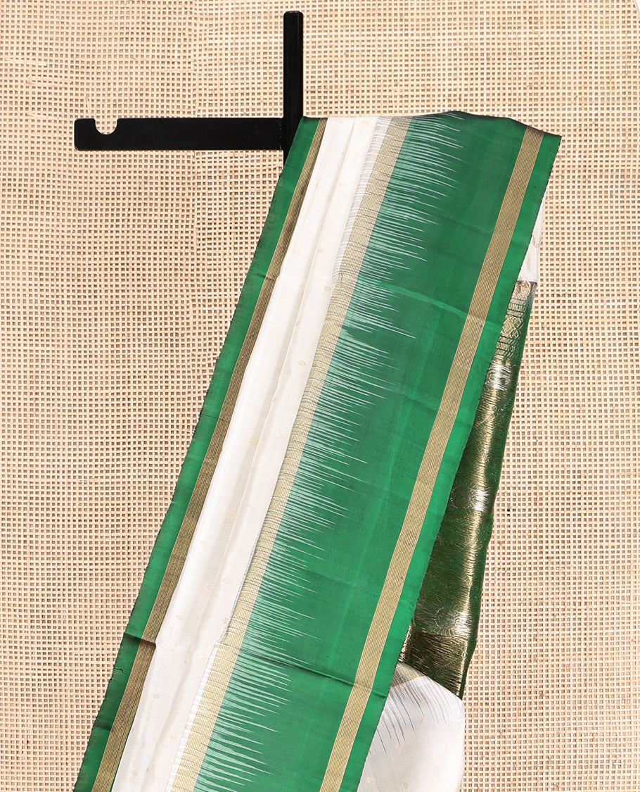 White Mayuri Soft Silk Saree, Woven with Zari Buttas, Complemented by a Contrast Zari Border, Grand Pallu, and a Contrast Blouse