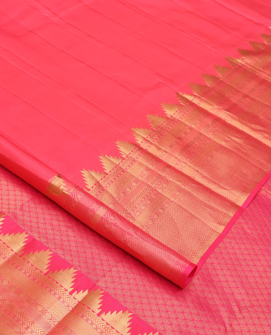 Pink plain Kanchipuram silk saree, thazampoo rekku border of rekku, kathir, diamond, poun, and mayil kann and jaal pallu