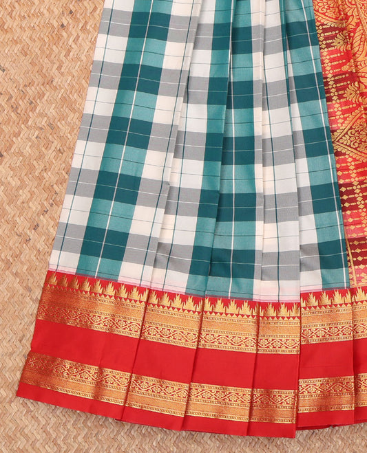 Multi-Color Checked Budget Silk Saree, Complemented by Contrast Traditional Zari Design Rettai Pettu Temple Border, a Grand Mughal-Style Intricately Designed Pallu, and Paired with a Contrast Blouse