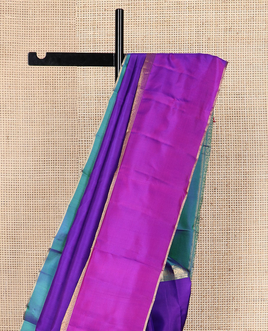 Blue plain Kanchipuram silk saree, contrast rettai pettu traditional zari border & pallu of kathir,neli, rudraksham,ara maadam, ara bogudi, banaras & lavangam