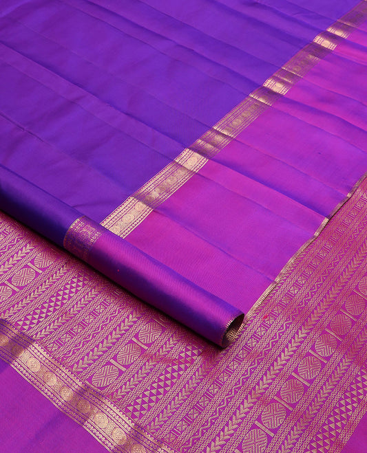 Blue plain Kanchipuram silk saree, contrast rettai pettu traditional zari border & pallu of kathir,neli, rudraksham,ara maadam, ara bogudi, banaras & lavangam