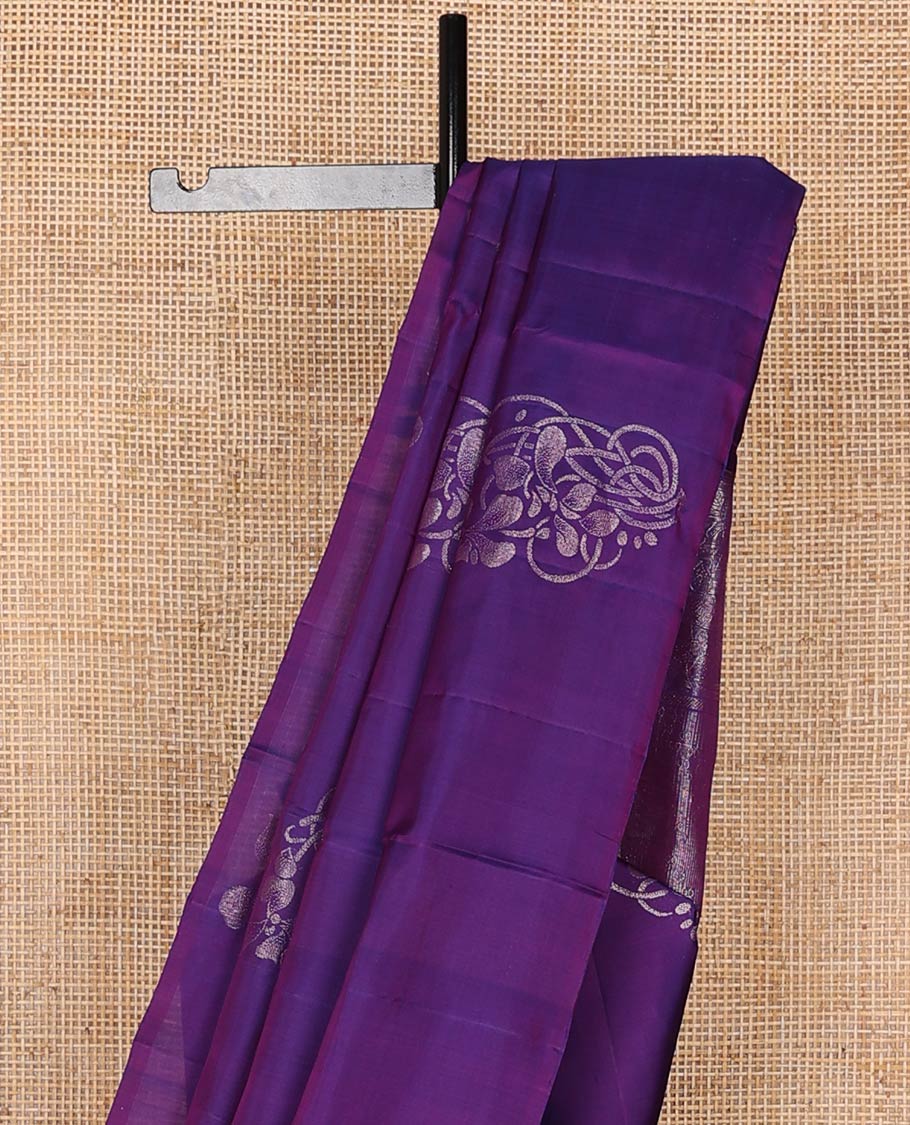 Borderless Violet Mayuri Soft Silk Saree Prettified with Zari Buttas All Over Its Body, Highlighted by Pallu of Geometric Designs, and Paired with a Matching Blouse