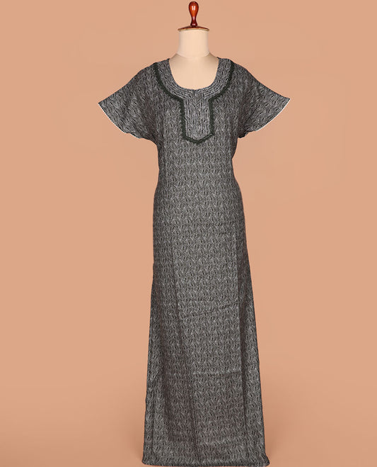 Green ogee geometric printed with round neck embroidered, half-sleeve nighty