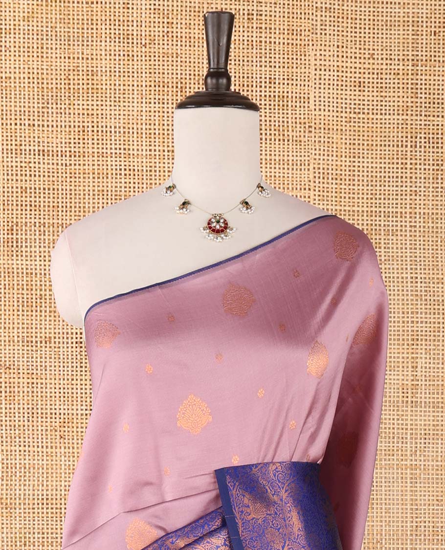 Borderless lavender-blue zari buttas & half-&-half vanasingari-style flora-fauna woven kanchi silksaree,self-pallu & blue blouse of zari brocade
