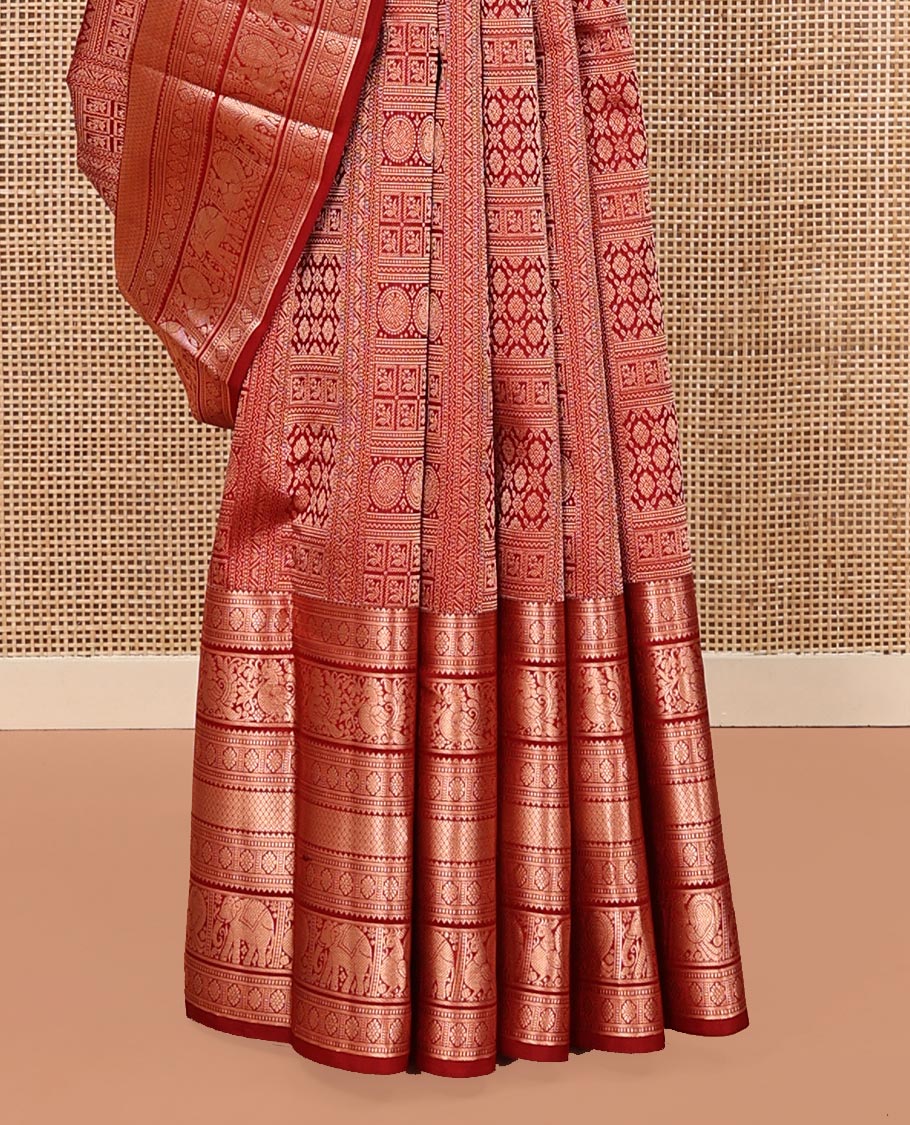 Red Kanchipuram Wedding Silk Saree, Spotlighted with Jacquard on Its Body, Highlighted by a Zari Border of Rekku, Muthu, Laddu Kamalam, Mayil, Mayil Kann, Ad Yaanai Designs, Meticulously Crafted Pallu, and Paired with a Matching Blouse