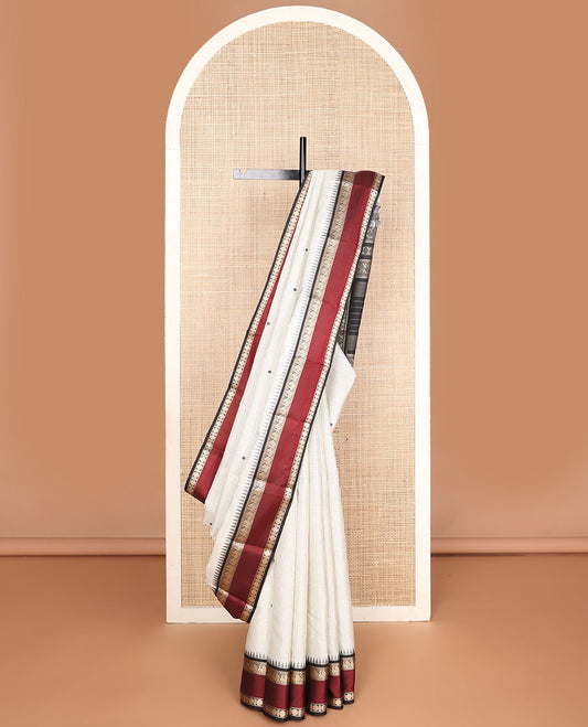 White micro-checks & buttas kanchipuram silksaree,contrast rettai pettu border of salngai,banaras,mayil & rudraksham & seppu rekku pallu