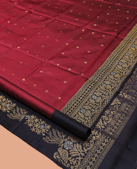 Wine Mayuri Soft Silk Saree, Adorned with Zari Buttas, Complemented by a Contrast Floral-Bird Border, Pallu of Floral Design, and a Contrast Blouse