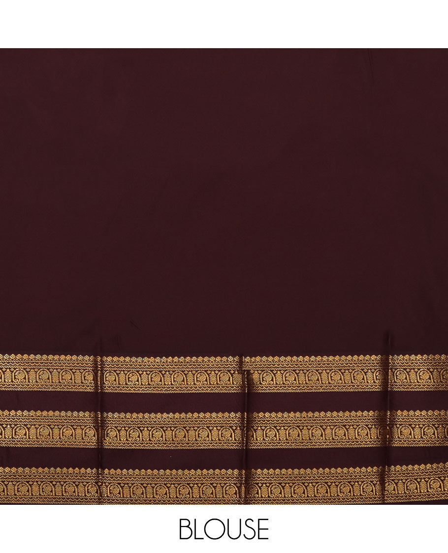 Green Budget Silk Saree, Gleamed Up with Zari Buttas All Over Its Body, Complemented by a Contrast Traditional Zari Design Varisai Pettu Border, Grand Jaal Pallu, and Paired with a Contrast Blouse