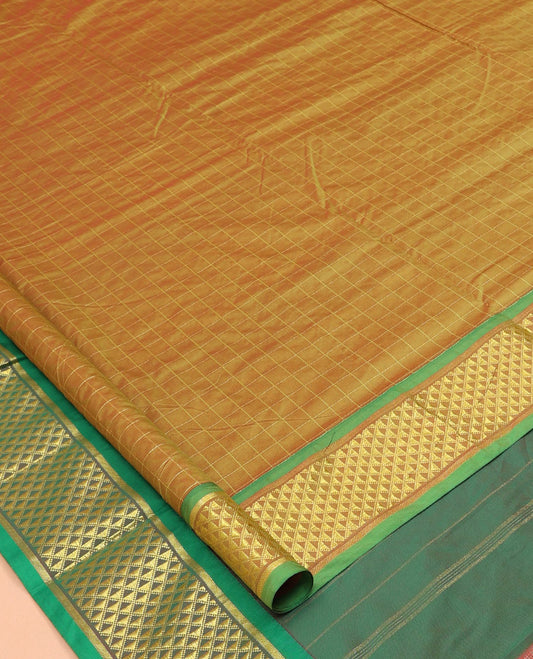 Green Zari Checked Nine-Yard Saree, Complemented by a Contrast Ara Maadam Border, Contrast Ara Maadam Pallu, and No Blouse