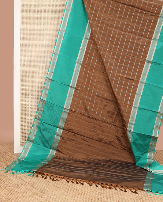 Brown checked gift saree with contrast rettai pettu zari design border & striped pallu