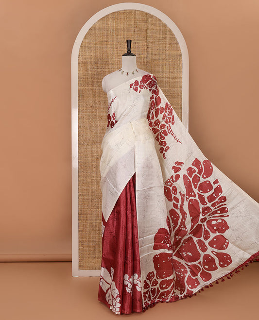 Borderless white-onion pink batik-style floral big printed khadi cotton saree, purple batik printed blouse