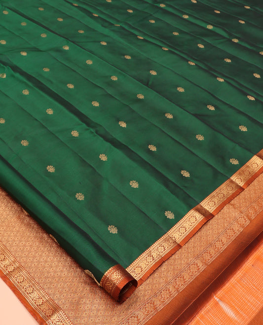 Green Vasundhara Lite Silk Mix Saree, Adorned with Zari Buttas, a Contrast Border of Kamalam and Mayil Designs, Grand Jaal Pallu, and a Contrast Blouse