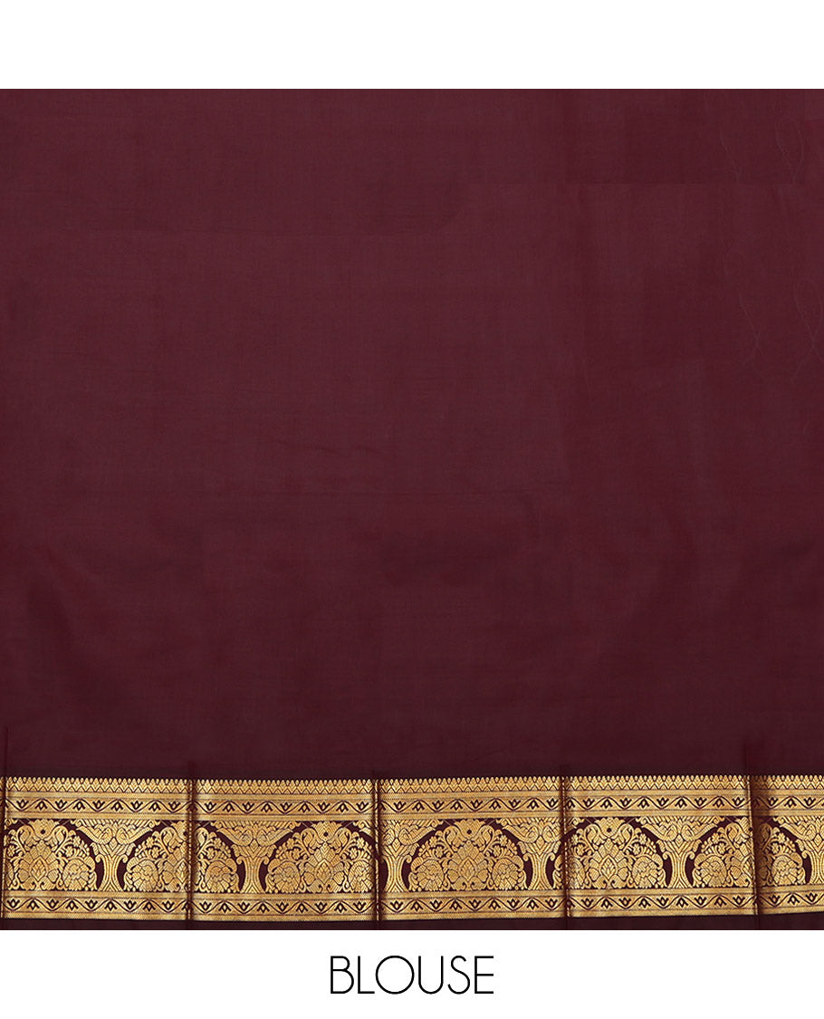 Green Budget Silk Saree, Mesmerized with Zari Buttas, a Contrast Traditional Zari Border, Grand Pallu, and a Contrast Blouse