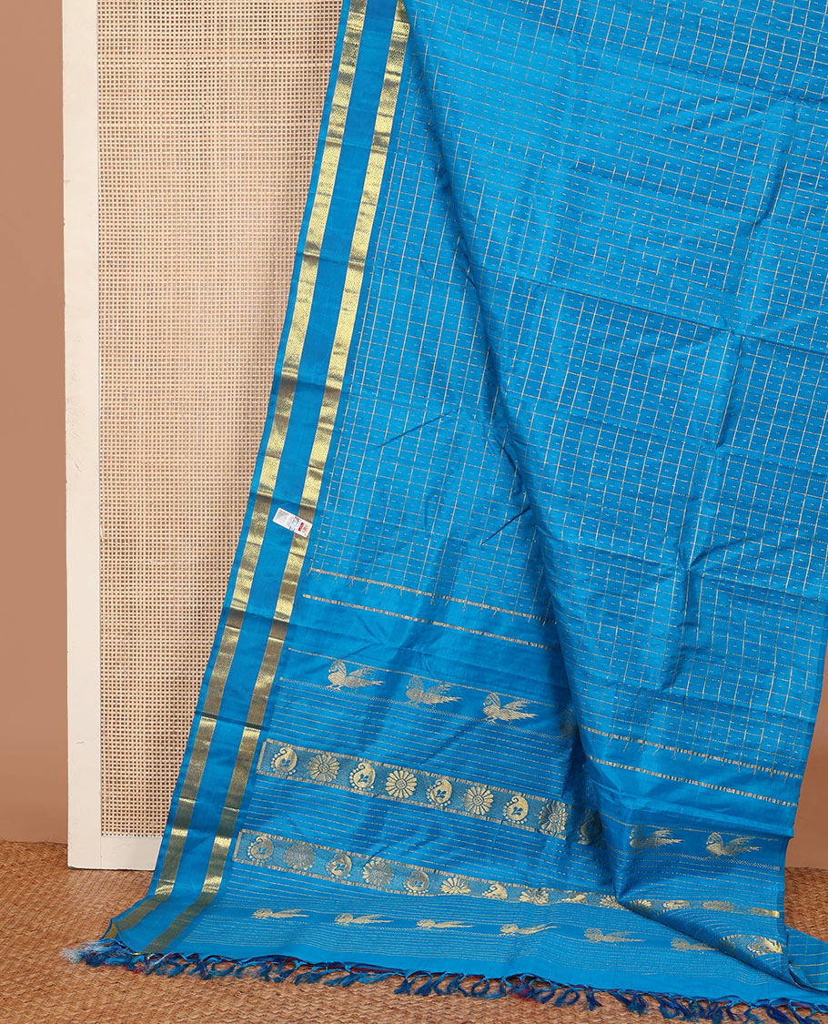 Blue zari checked Kanchipuram silk saree, one-sided rettai pettu zari border and zari design pallu