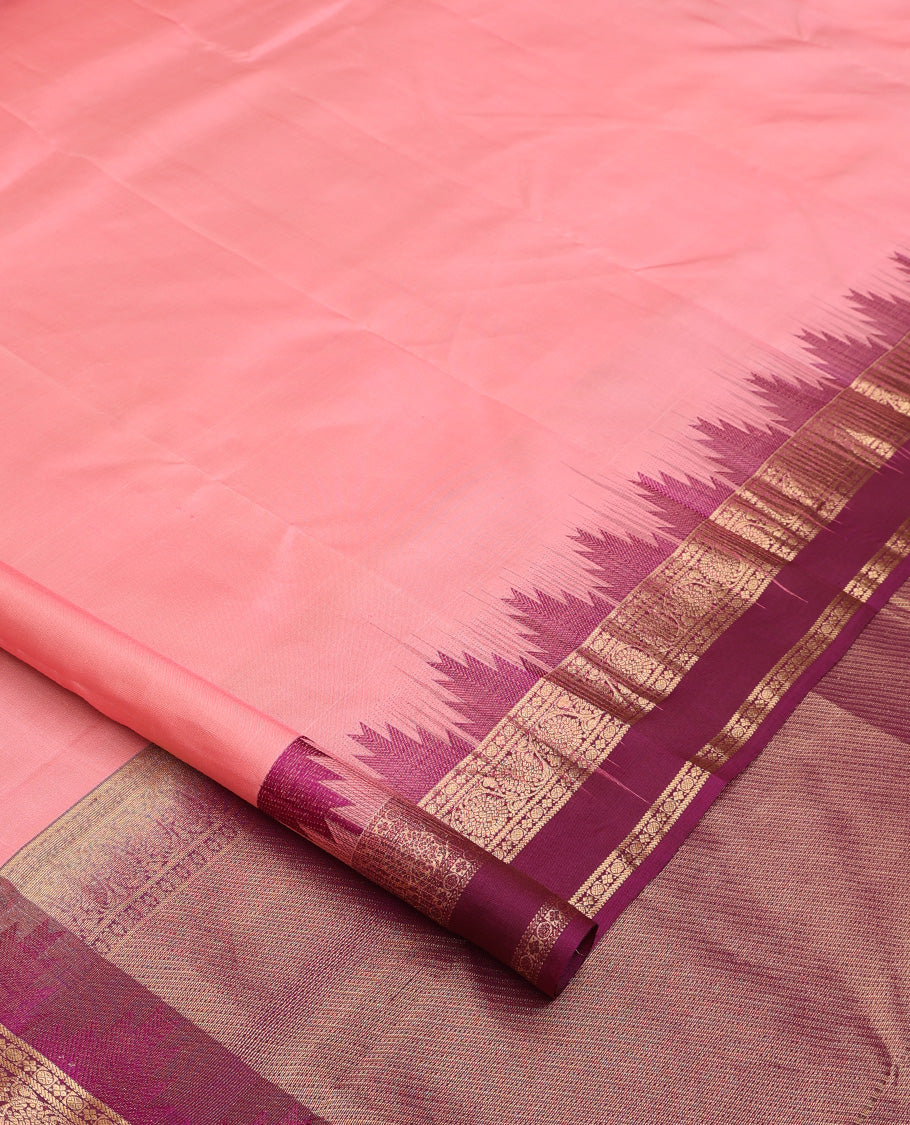 Pink plain Kanchipuram silk saree, contrast rettai pettu border border of kodi visiry designs, and diagonally woven pallu