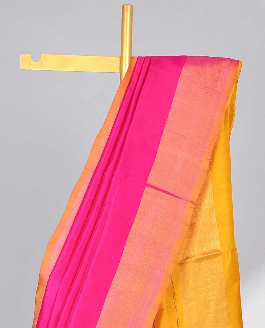 Pink uppada silk saree with contrast plain border & floral buttas pallu