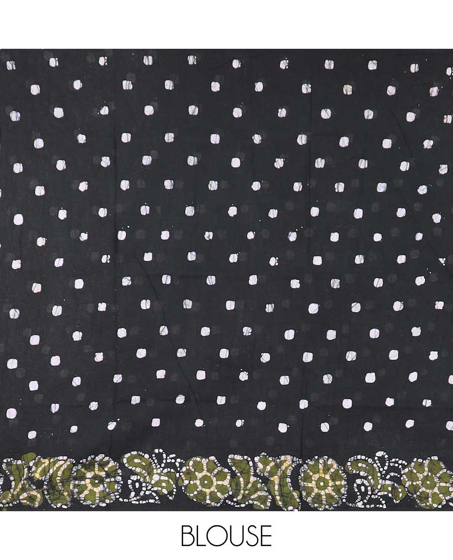 Olive green batik printed sungudi cotton saree, contrast floral creeper batik border, and pallu