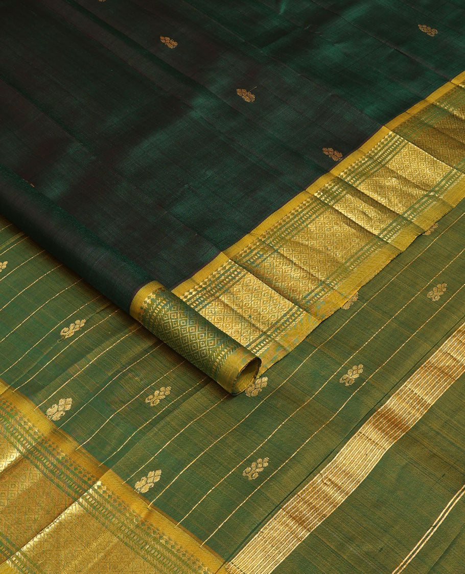 Green zari buttas Kanchipuram silk saree, contrast one-sided border of panner sombu,banaras,muthu & mayil kann & zari design pallu