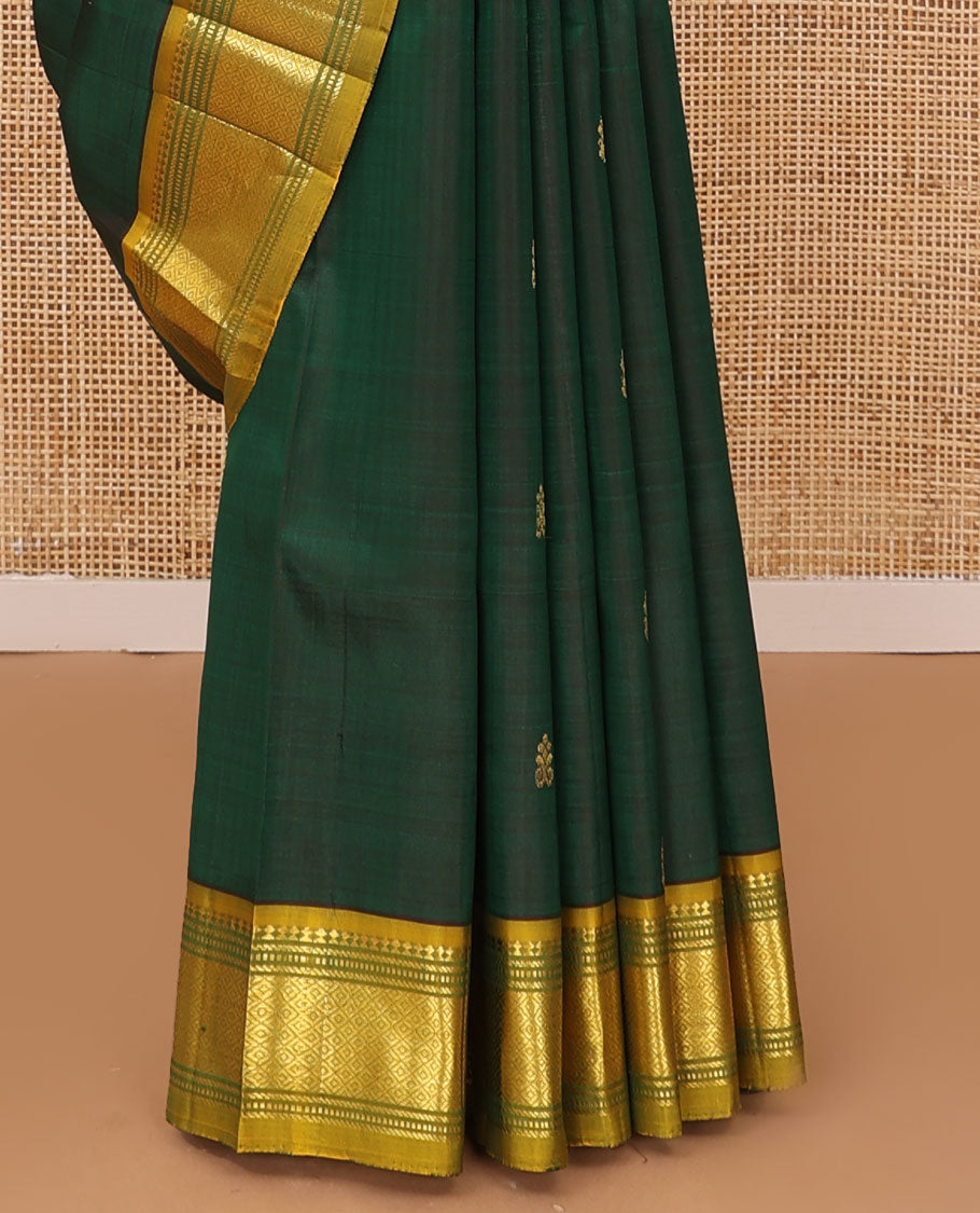 Green zari buttas Kanchipuram silk saree, contrast one-sided border of panner sombu,banaras,muthu & mayil kann & zari design pallu