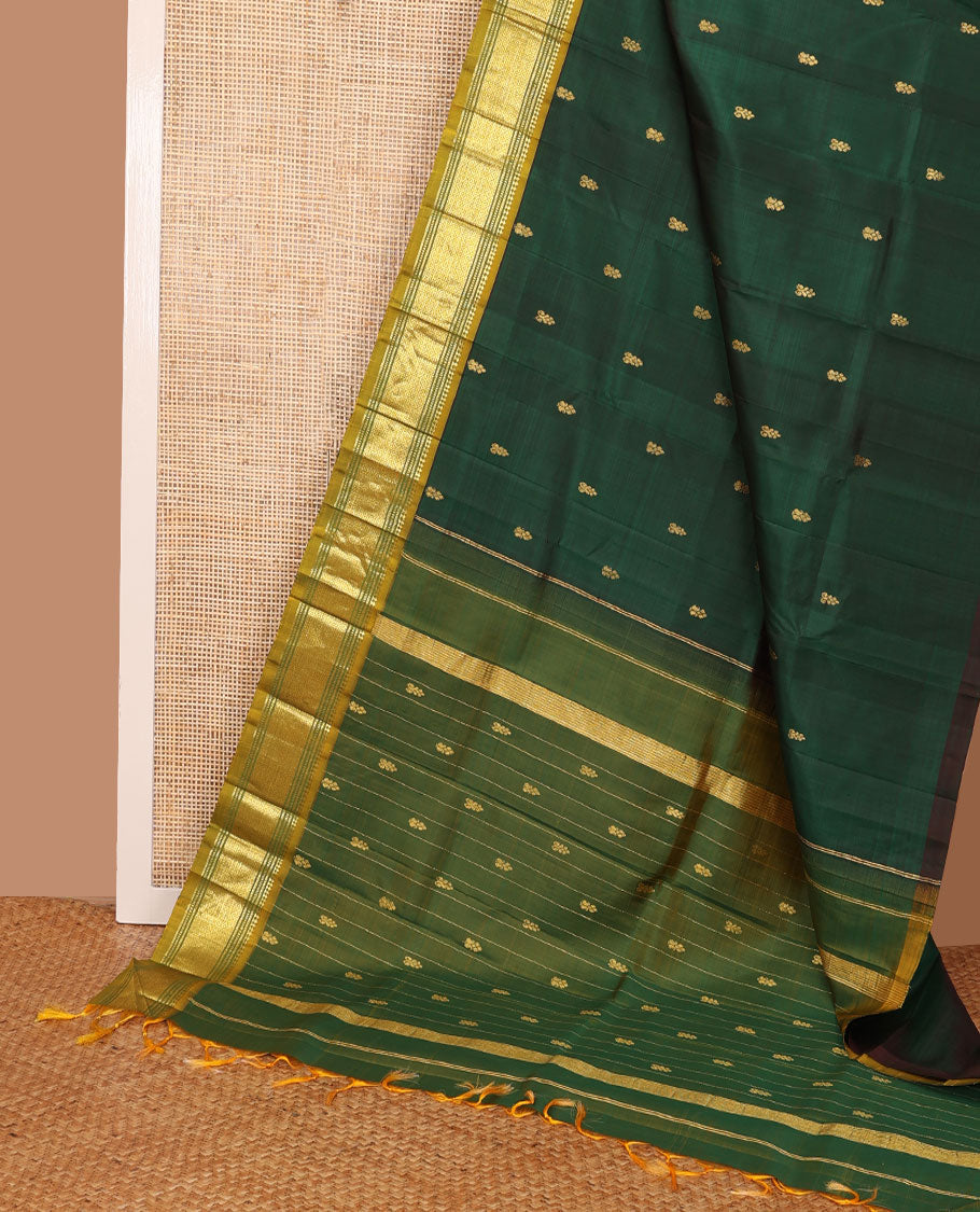 Green zari buttas Kanchipuram silk saree, contrast one-sided border of panner sombu,banaras,muthu & mayil kann & zari design pallu