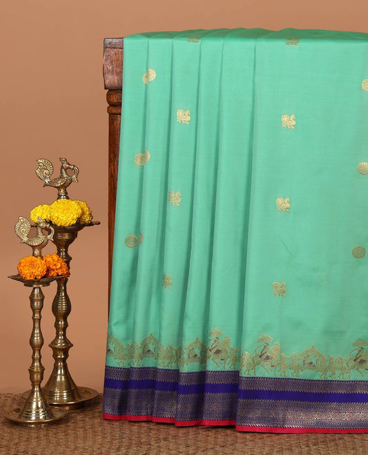 Green mayil chakra & wedding-themed motifs semi-soft silksaree,contrast ganga jamuna rettai pettu traditional border & grand pallu