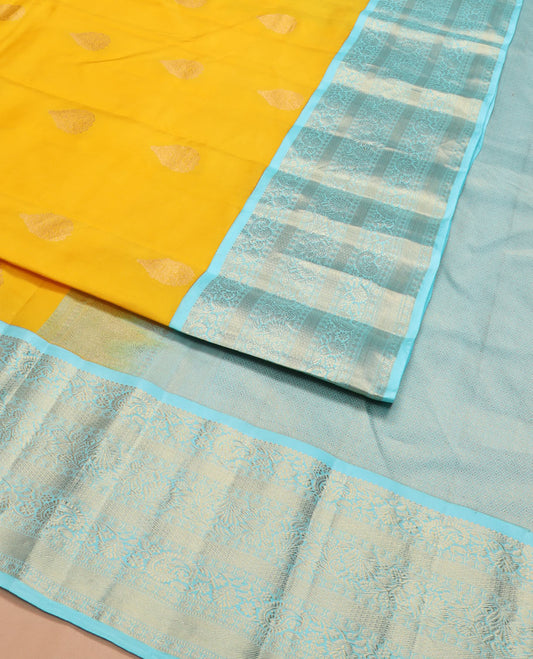 Yellow zari buttas silk saree, contrast border of rekku, muthu, kodi manga, kodi visiry, mayil kann, and rudraksham designs, and jaal pallu