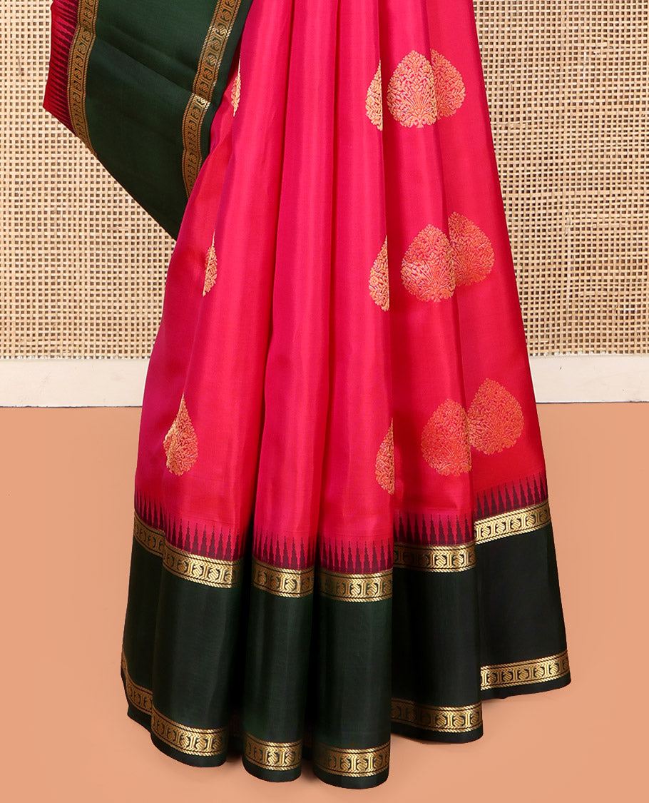 Pink Vasundhara Silk Saree, Woven with Zari Buttas, Complemented by a Contrast Thazampoo Rekku Rettai Pettu Border of Banaras and Manga Designs, Grand Jaal Pallu, and a Contrast Blouse