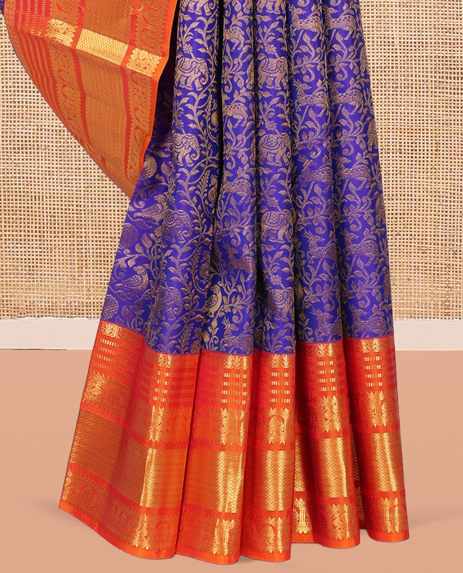 Violet Kanchipuram Wedding Silk Saree Features Vansingaram Jacquard Design, Contrast Border of Muthu, Rekku, Kathir, Mayil, Rekku, Manga, and Mayil Kann, Grand Pallu, and a Matching Blouse