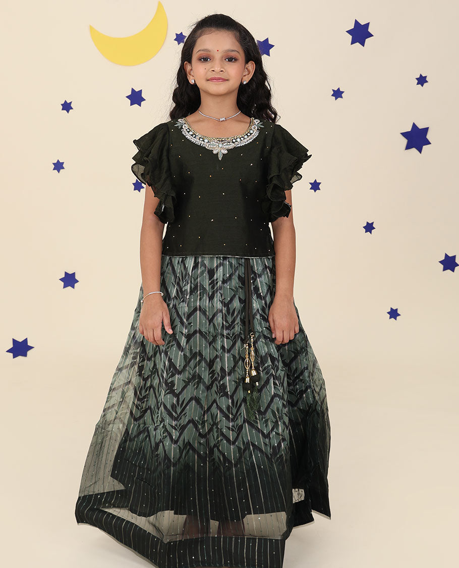 Green cholly set features intricately printed skirt, embroidered butterfly sleeve blouse & net dupatta	