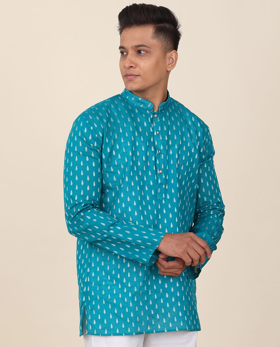 Blue unique buttas mandarin collared & full-sleeve short cotton kurta
