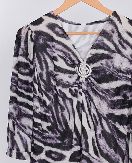 Multi-color animal printed Deep V-neck & 3/4th sleeve top