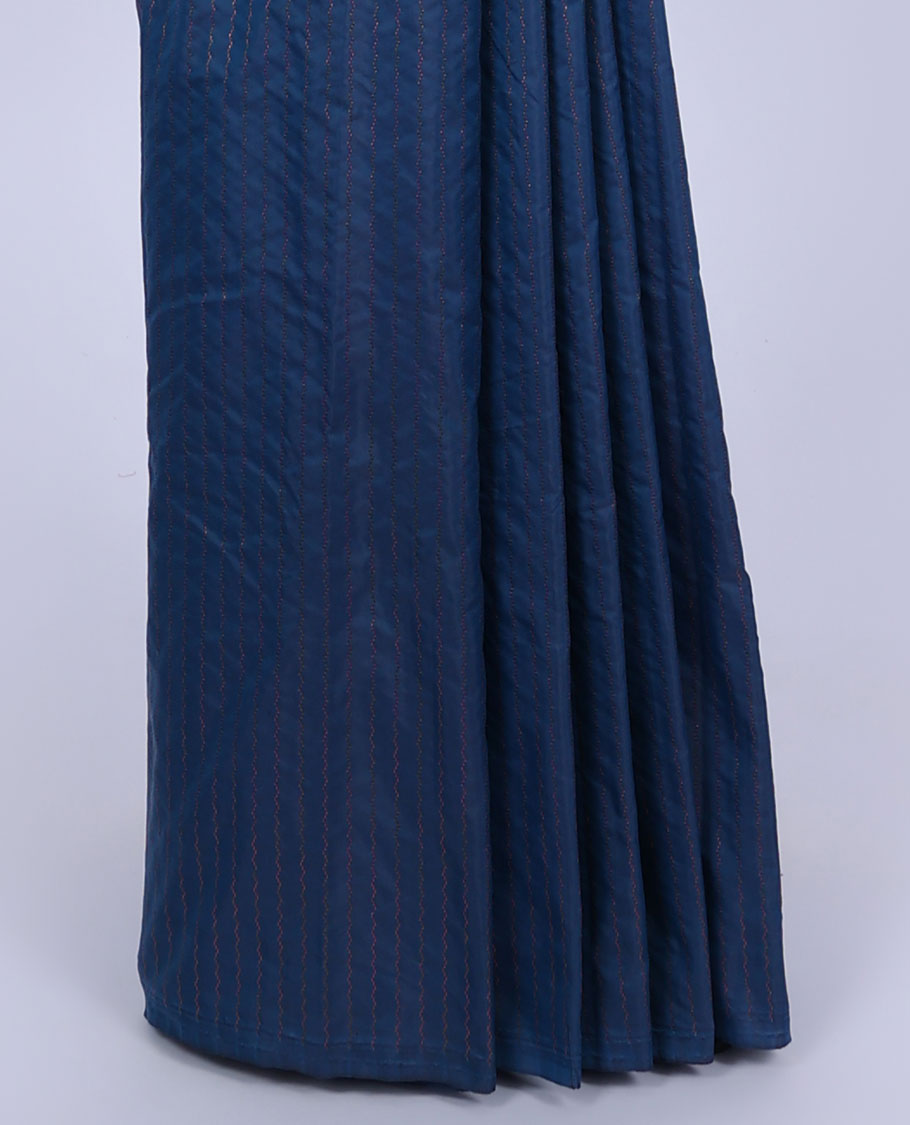 Borderless purple & blue aarani saree with zig-zag stripes, self-pallu of stripes & zig-zag stripes