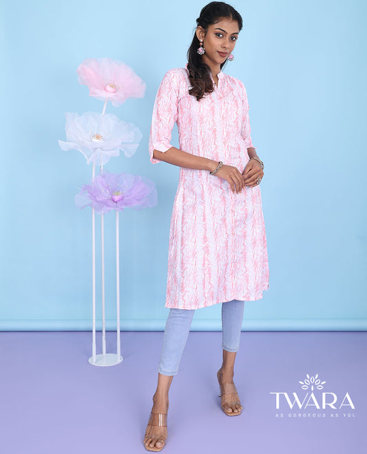 Pink uniquely printed Chinese collar & 3/4th sleeve cotton straight-cut knee-length kurti